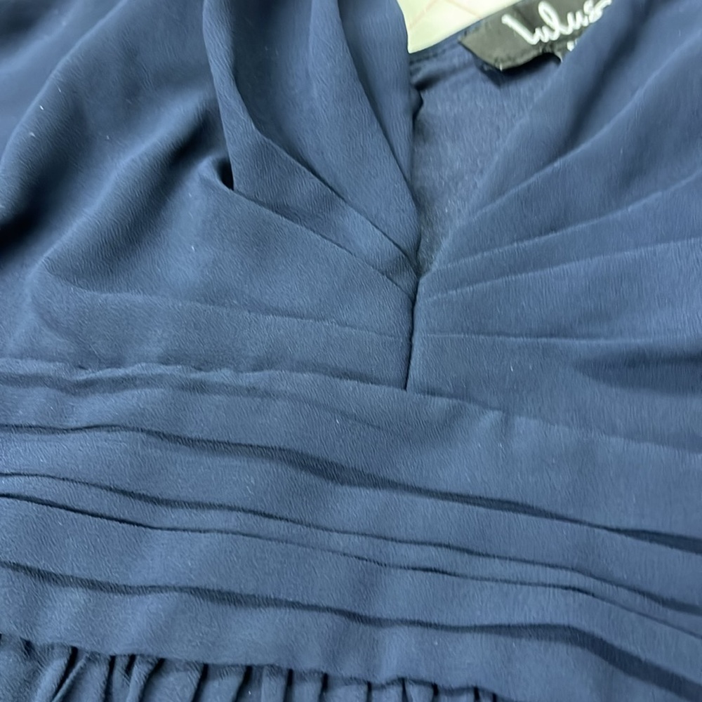 LULU'S Bridesmaid Prom Guest "Leading Role" Navy Blue V-Plunge Pleated Gown SZ M - Picture 9 of 15